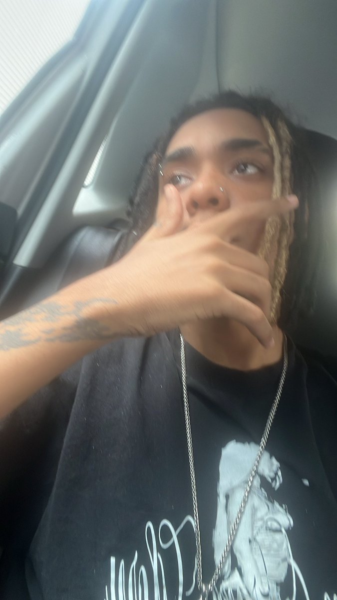 costabilekidd's tweet image. Album?