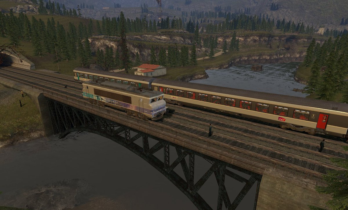 LesSuperTrain's tweet photo. Celui qui a mit la #TeamNezCassé et la #TeamCorail dans garry's mod c'est un bon 😁 https://t.co/NJ4XoUqpuk