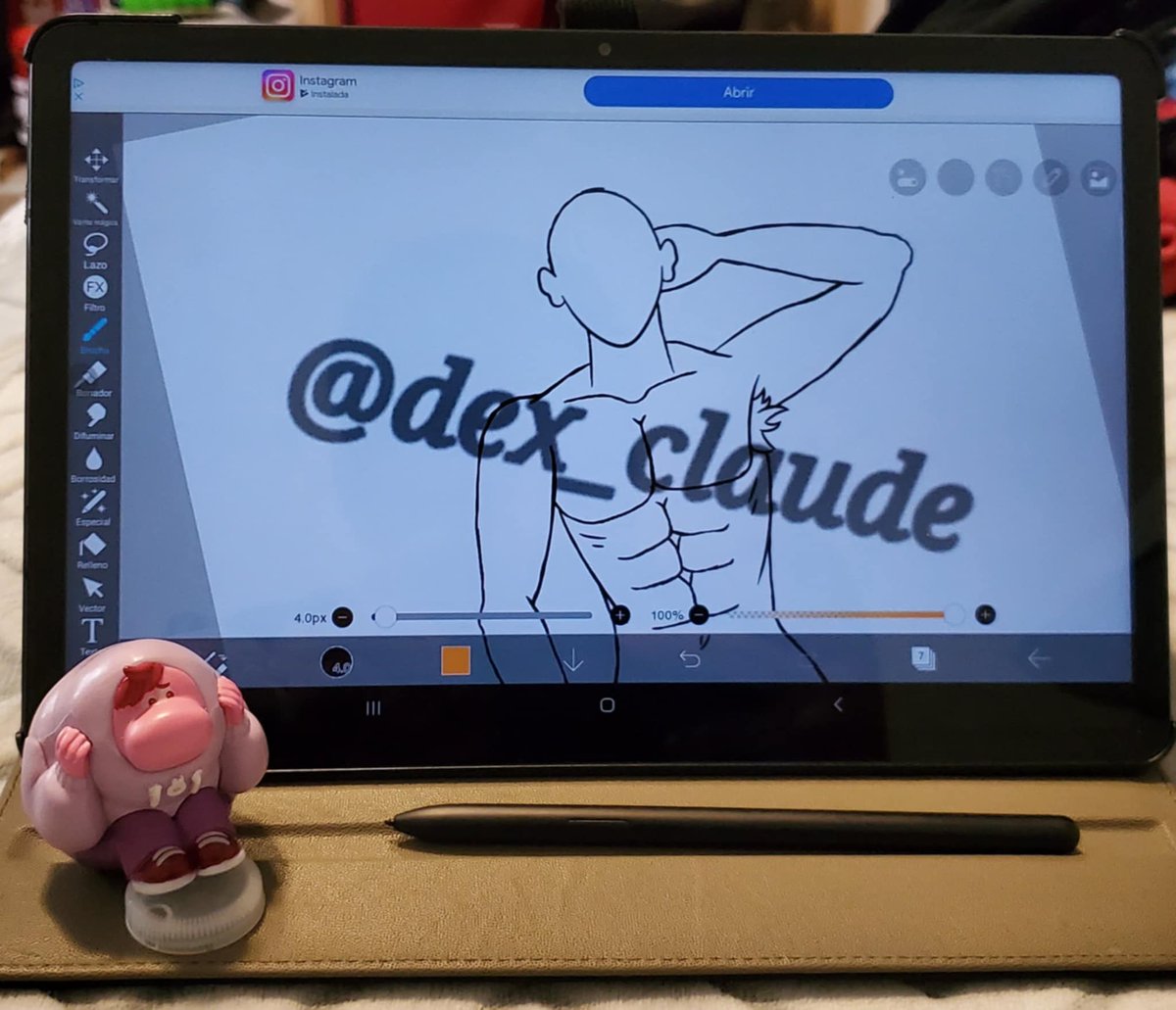 dex_claude's tweet photo. Nuevo dibujo de Claude con sus skin summer en proceso🥵
Pero no se con cual seria mejor con la recolor o con la original 🤠😜
¿Ustedes cual creen que sea mejor? https://t.co/J7uijYluDO