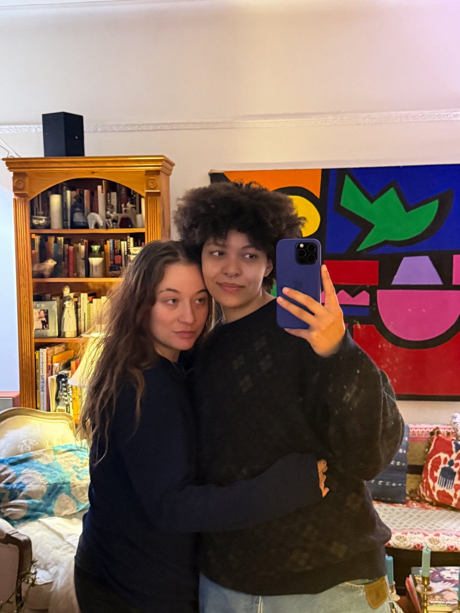 adrian ✯ tweet media