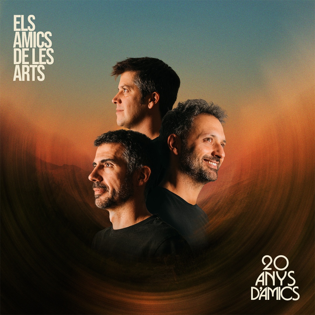 23 d'abril. Sant Jordi i nou disc dels Amics.
A partir de les 0h
’20 anys d’Amics’, aquí: elsamicsdelesartsmusica.lnk.to/20anysdAmics-a…