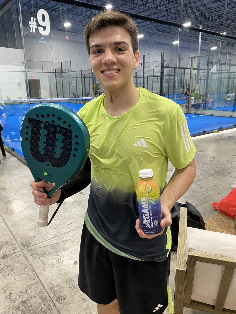 drinkagame's tweet image. We had a great time at Urban Padel over the weekend providing hydration for these top-notch athletes!
#BringYourAGAME #DrinkAGAME #AGAMEAthlete #PaddleTennis