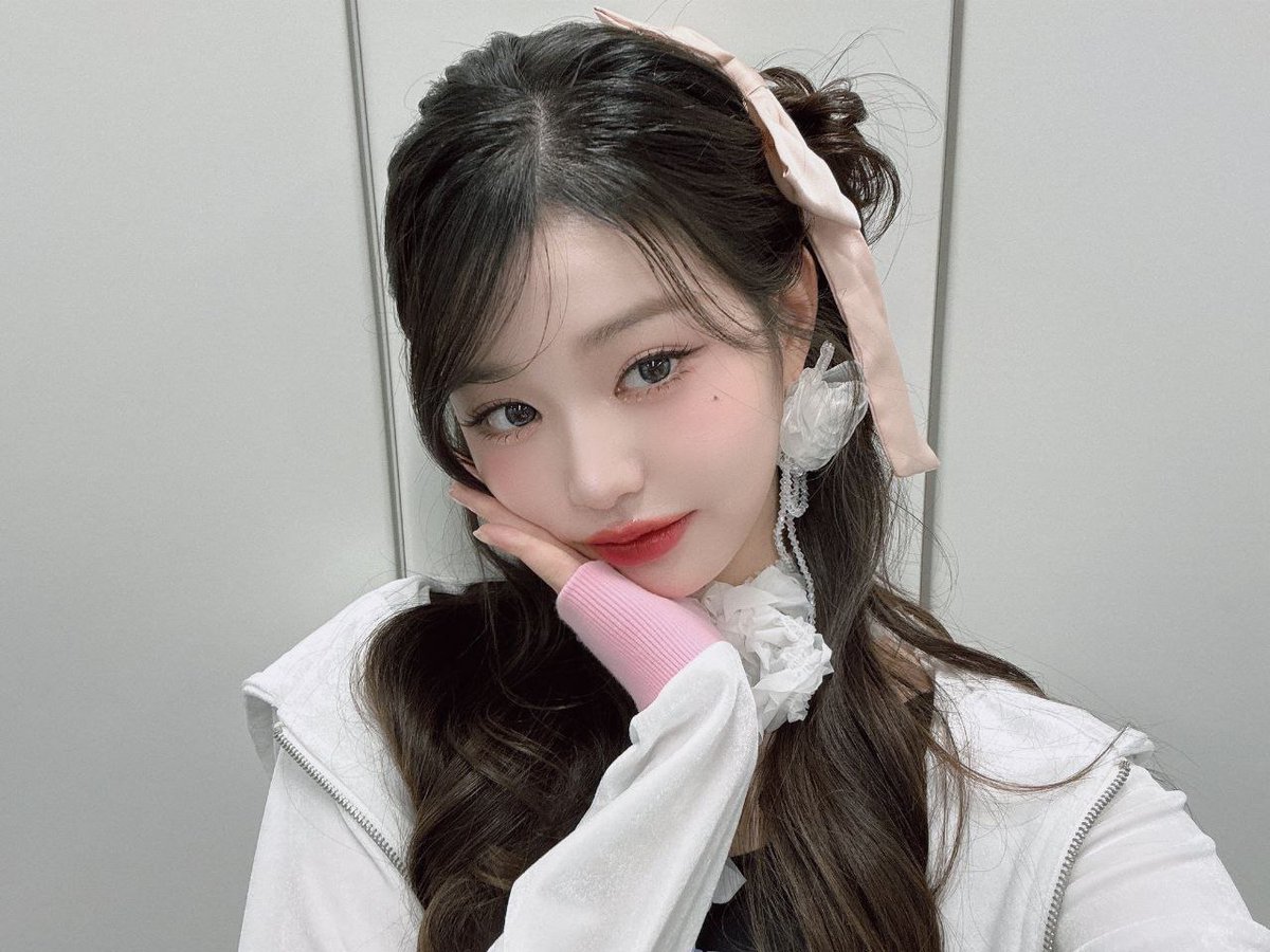 ive__italia's tweet photo. [📸] @/IVE_twt TWITTER UPDATE 

Mukbang o hitsumabushi rovinato🍚🥄

#IVE #아이브
#JANGWONYOUNG #장원영 https://t.co/KJJjHCJSQc