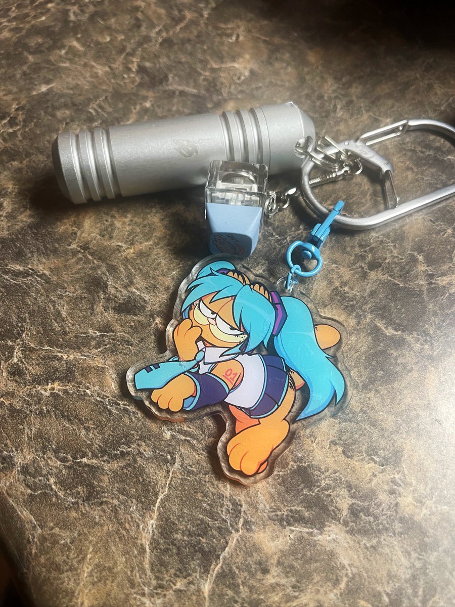 ᴛ  ᴀ  ᴘ  s tweet media