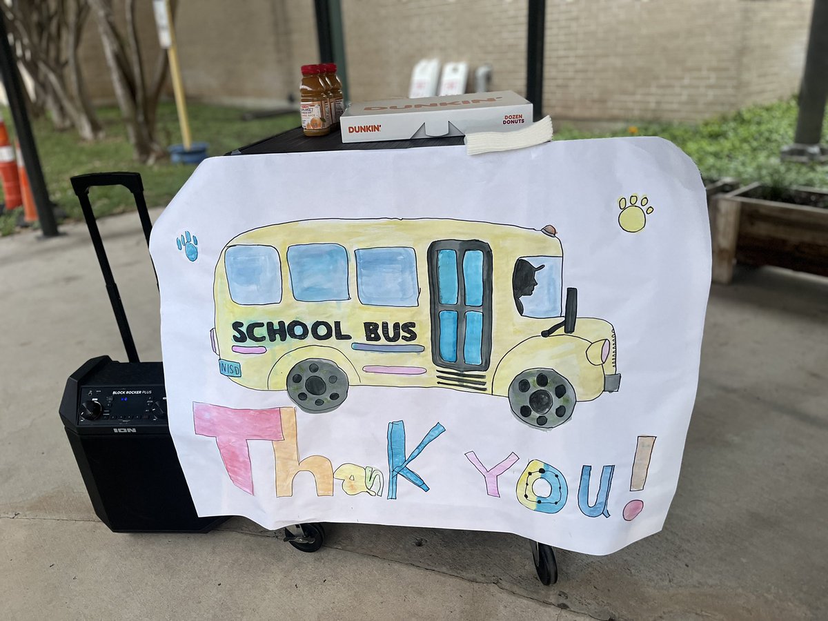 Lindsay Kent tweet media