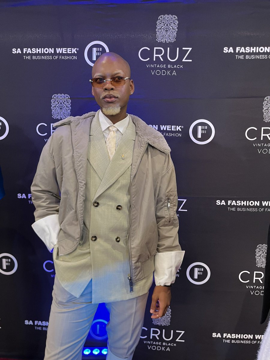 Events!!

SA Fashion Week Opening night hosted by CRUZ... under "Quiet Luxury" theme
<a href="/Cruzvodka/">cruzvodka</a>

Spotted on the Red Carpet Phupho 

#CRUZSAFW