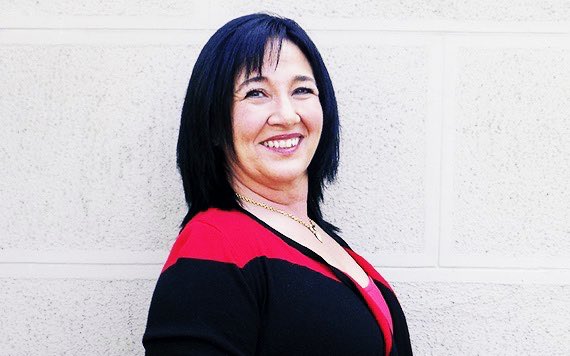 🟨 #AHORA | Carolina Cotapos asoma como candidata a diputada en el Distrito 11 por el Partido Nacional Libertario. 

La ex concejala de las Condes, casada con Manfredo Mayol, padre de Alberto Mayol, es una de las cartas que presentará el PNL en la Región Metropolitana. 🗞️ 
 
ADN.