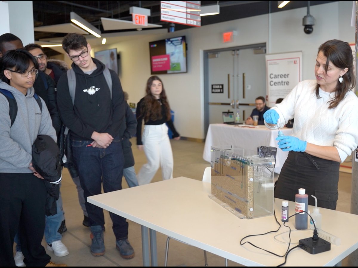 This #EarthDay, we're spotlighting research on keeping nuclear energy safe from the start. Prof. Krol leads major projects on long-term nuclear waste storage + safe shutdowns for Small Modular Reactors — before they're deployed. bit.ly/4cOPMNa 
#CleanEnergy #YUResearch