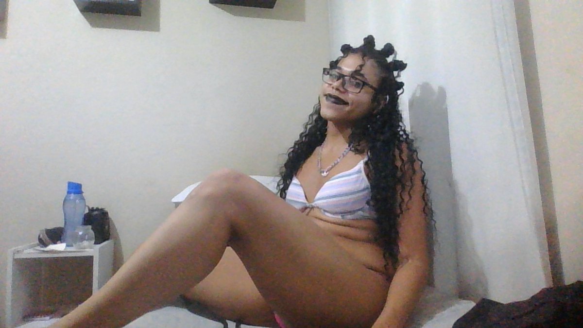 VOLTEI E DE TRANÇAS ✂

Tô de volta com PROMOÇÃO de PACKS, chamem na DM pra ver eu sentando igual a Mc Mirella 🍆🍑

E DIGO MAIS:

Os 10 primeiros que assinar 🍊 vão ganhar videochamada em qualquer lugar (Discord, Face, Insta, etc). 

PRA ASSINAR É SÓ IR AI NOS COMENTÁRIOS 😈