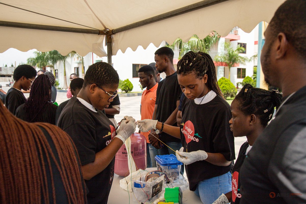 AIMSGhana's tweet photo. #Opportunity!🚀
Are you a high school girl with a passion for math & science?
Sign up for the 2025 #Girls in Mathematical Sciences Program!🌍
Build your future with a network of young women in #STEM.
📅Apply by May 5 via: https://t.co/FLMDDDvBOt
#STEMforGirls #GirlsInMath #GMSP25 https://t.co/qf81BWRQ9S
