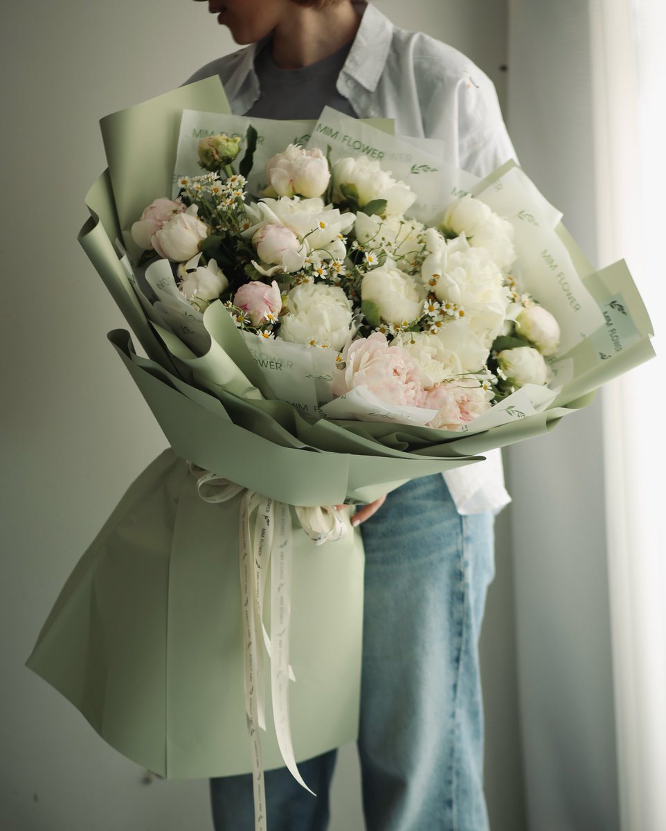 مریم گُلی tweet media