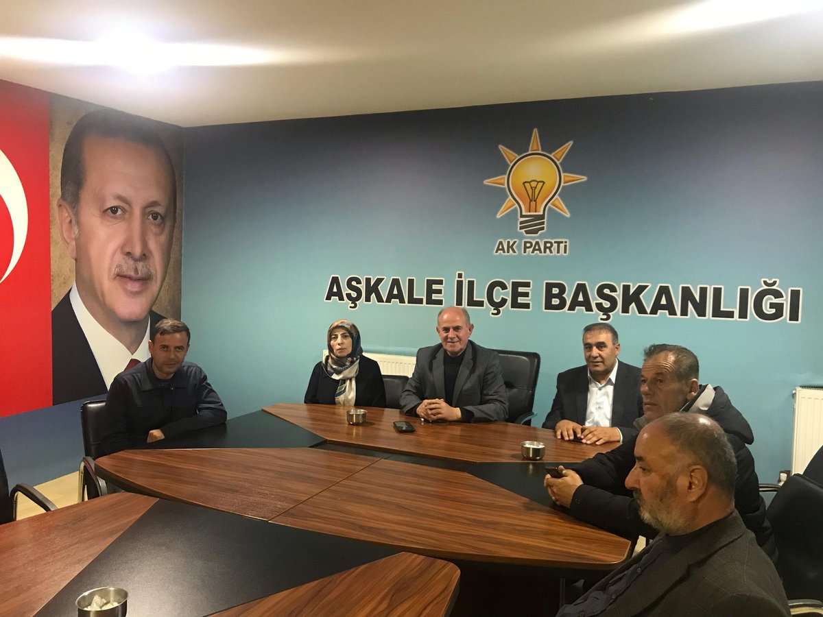 akerimpolat1's tweet photo. Haftalık yönetim kurulu toplantımızı yaptık. 
#Bizbirliktegüclüyüz https://t.co/18bm8n9dhl