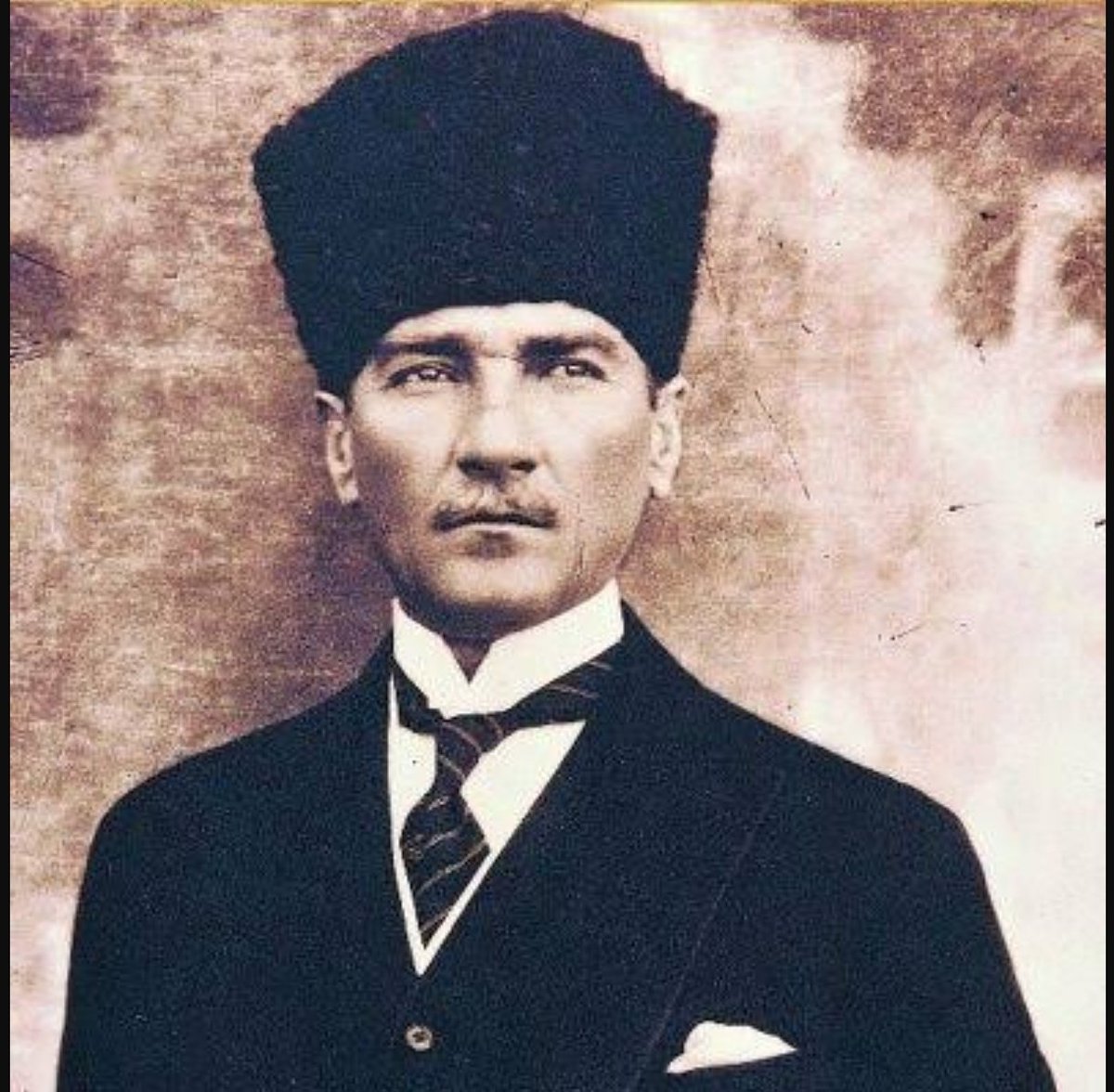 Atam, ben sana gelmek istiyorum ama Sayın Valimiz yasak diyor.!!