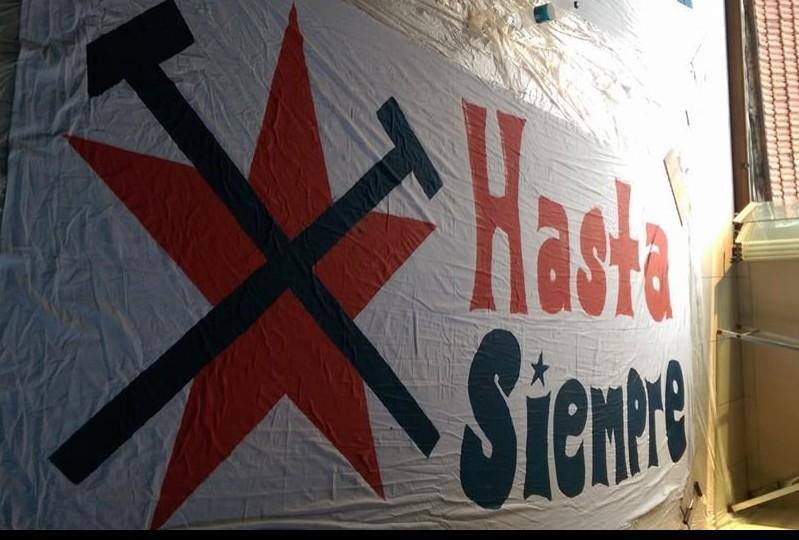 PHOTO | "Hasta Siempre"

(Zonguldakspor, Turkey)