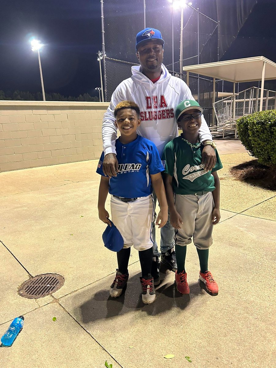 2 Lil Sluggers. 😎⚾️