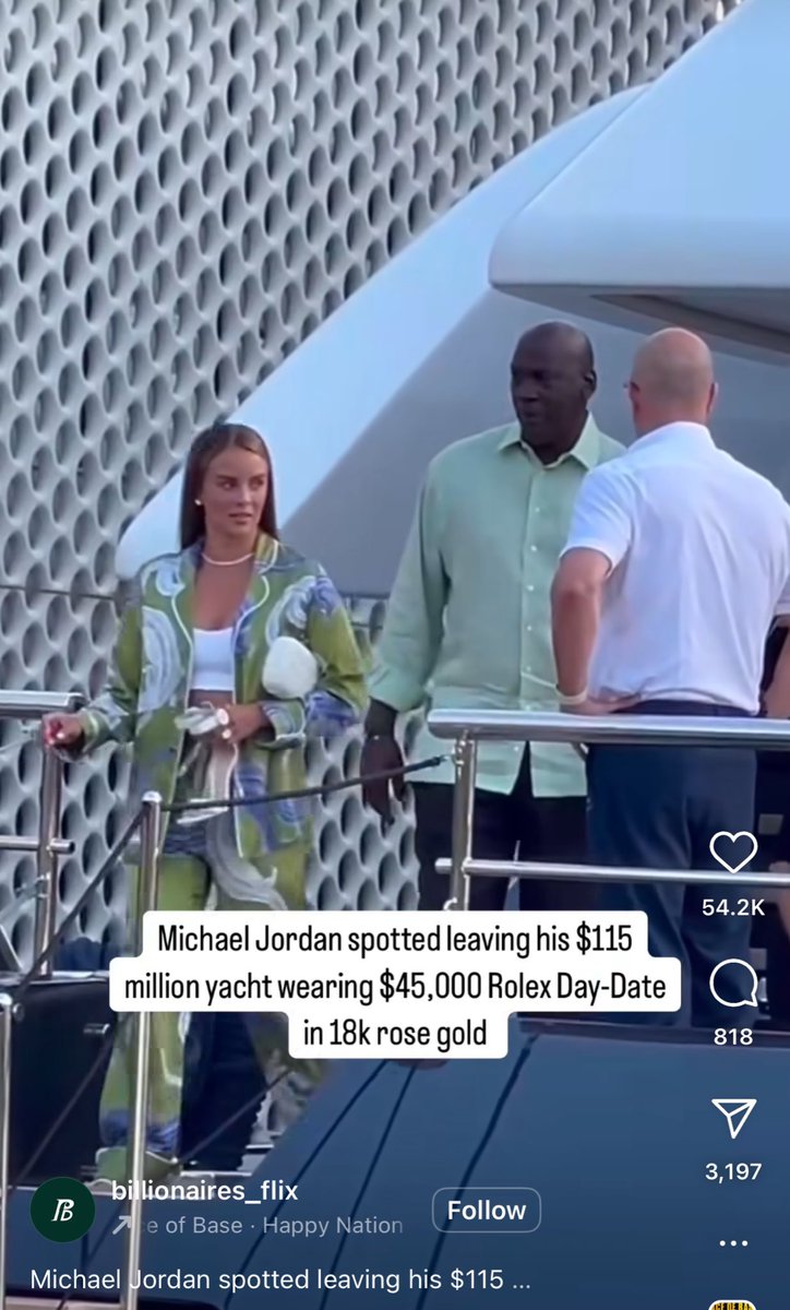 Mary_CosbyFan's tweet image. Whitney Rose spotted with Coach Shah on a private yacht #RHOSLC