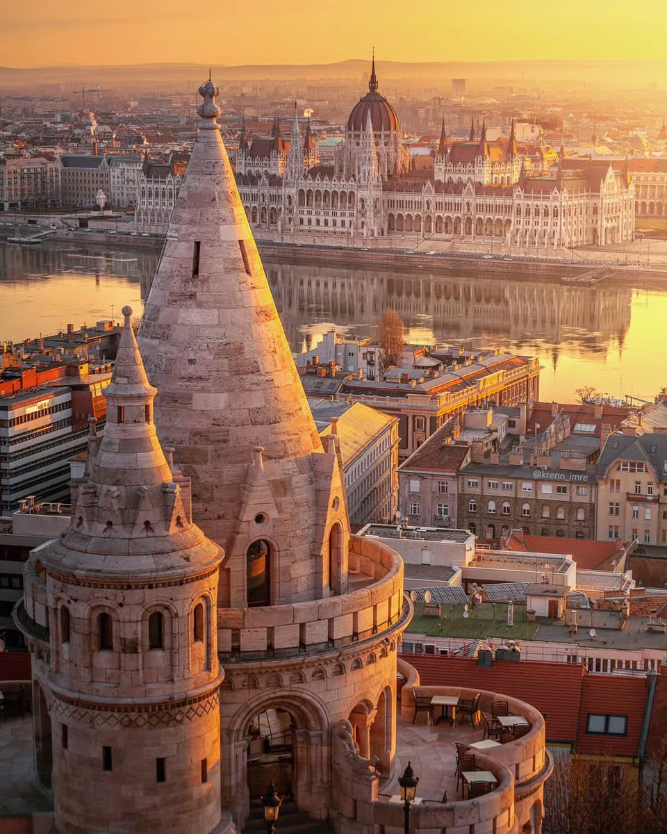 Architectural Views tweet media