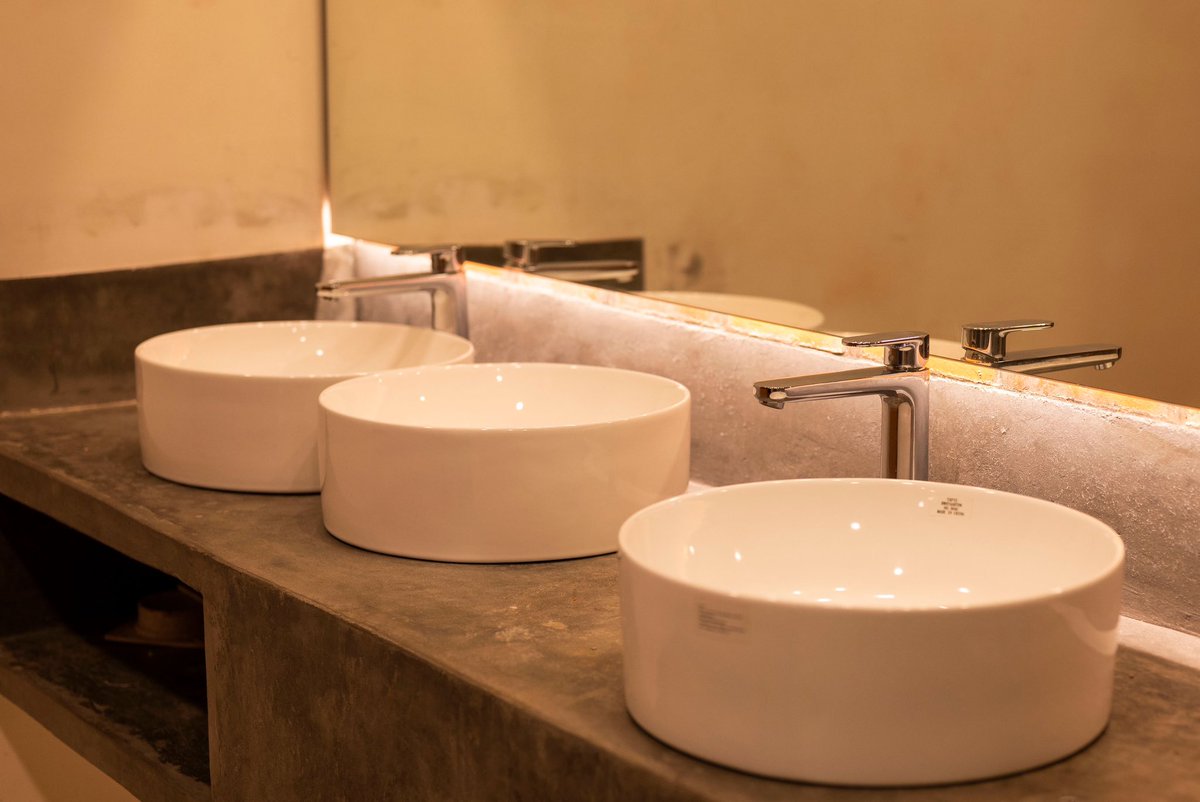 rcl_rw's tweet image. Zaria Court is coming to life — and it’s looking stunning! 
From structure to finishing touches, every detail is a step closer to delivering elegance and comfort. Stay tuned as this beautiful development continues to unfold.

#realproject