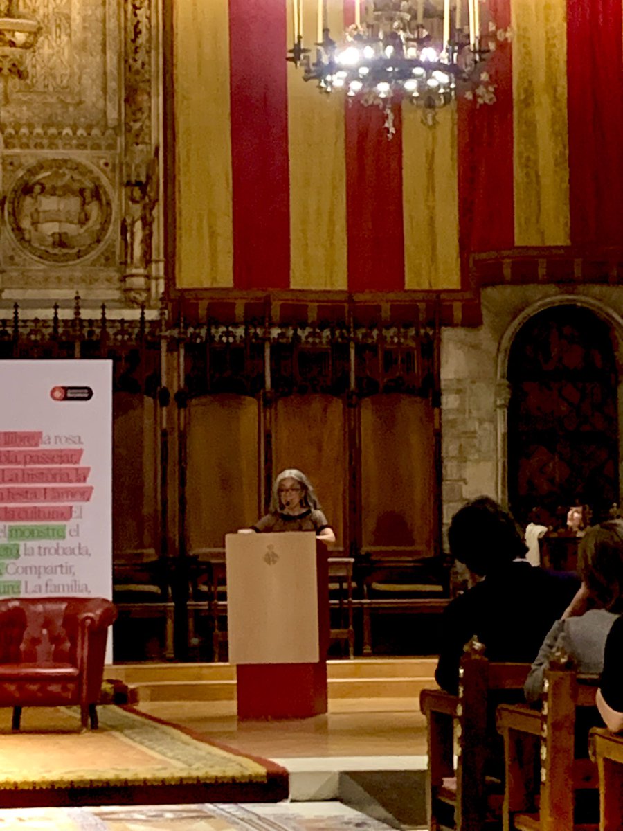 COBDC (@cobdc) on Twitter photo Avui hem assistit al #PregódelaLectura de #SantJordi2025 🌹🐉📚de l’escriptora 🇲🇽 <a href="/criveragarza/">Cristina Rivera Garza</a>, organitzat per <a href="/bcn_ajuntament/">Ajuntament de Barcelona</a>
Agraïm el seu pregó inspirador, i la menció a biblioteques i bibliotecàries com elements imprescindibles de la societat actual.
cc <a href="/fxvierglezcudr/">fxvier gonzález-cuadra</a> Avui hem assistit al #PregódelaLectura de #SantJordi2025 🌹🐉📚de l’escriptora 🇲🇽 <a href="/criveragarza/">Cristina Rivera Garza</a>, organitzat per <a href="/bcn_ajuntament/">Ajuntament de Barcelona</a>
Agraïm el seu pregó inspirador, i la menció a biblioteques i bibliotecàries com elements imprescindibles de la societat actual.
cc <a href="/fxvierglezcudr/">fxvier gonzález-cuadra</a>