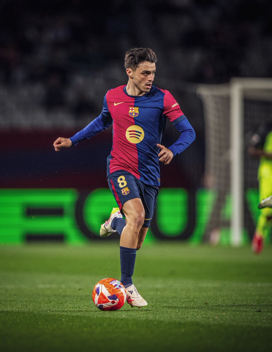 Forca_Fcb's tweet photo. أكثر من استعاد الكرة خلال مباراة واحدة في الليغا:

1️⃣ بيدري ضد مايوركا — 18
2️⃣ بيدري ضد سيلتا — 17

بيدري حطم الرقم القياسي يوم السبت، ثم حطمه مجدداً يوم الثلاثاء 🥶 https://t.co/SKEsyFZJJO
