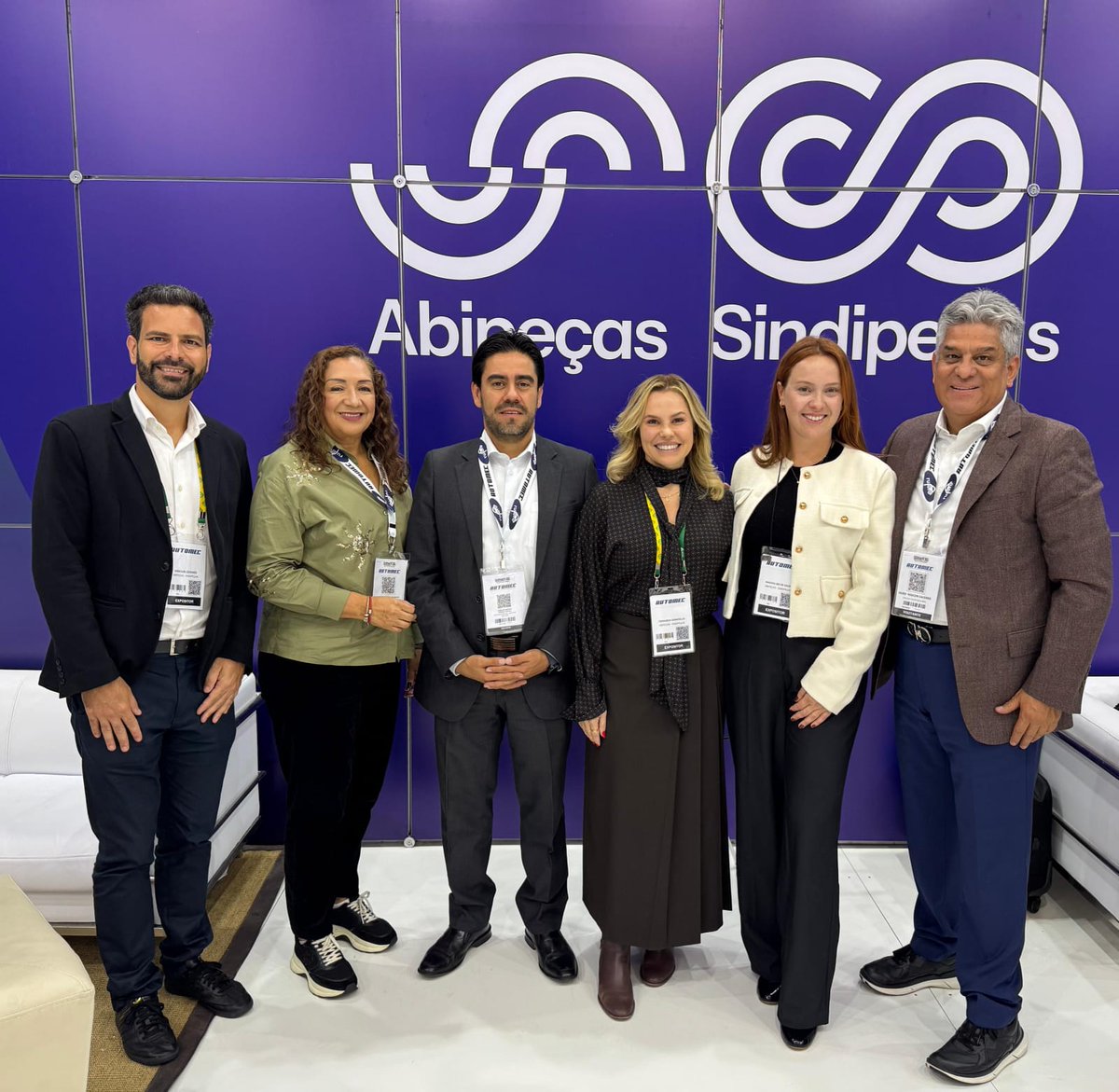 AsopartesNal's tweet image. 🇧🇷🤝 Asopartes presente en Automec 2025 - São Paulo
Nos reunimos con Abipeças, Sindipeças e Invoga para coordinar la participación de empresarios brasileños en Expopartes Bogotá 2025.

📣 ¡Empresas de Brasil, los esperamos en Colombia!
#Expopartes2025 #Asopartes #Automec2025