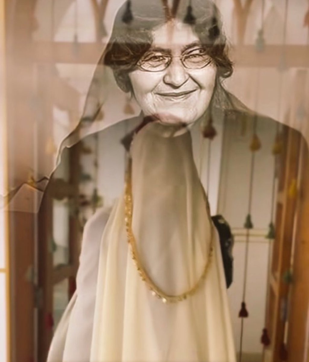 #بی‌بی_مریم تجلّی «بودن» لری است؛ ظهورِ آگاهی اصیلی که جهان لری را به خود معطوف می‌کند و معناهای پنهانِ زندگی را به عرصۀ حضور می‌آورد. بی‌بی مریم، گویی در میانهٔ زمان، آشکارکنندهٔ سرشت راستین زن لر  است؛ او «آگاهیِ» بیداری است که همواره به خود و جهان بازمی‌گردد تا پرسش از معنا را