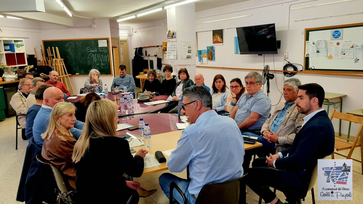 A.V. Coll i Pujol (@avcollipujol) on Twitter photo Reunió del Districte amb l'Alcalde i les Regidores.
Del Barri de Coll i Pujol, n'hem parlat : Asfaltat.
C/De la Camèlia
C/Rector
C/ Coll i Pujol
Serveis.
Escolà Ventós i Mir (pròxim mandat) Sala d'estudi, diem que volem la resta del local per al Barri.
<a href="/bdncom/">Badalona Comunicació</a>
<a href="/Totbadalona/">TOT Badalona</a> Reunió del Districte amb l'Alcalde i les Regidores.
Del Barri de Coll i Pujol, n'hem parlat : Asfaltat.
C/De la Camèlia
C/Rector
C/ Coll i Pujol
Serveis.
Escolà Ventós i Mir (pròxim mandat) Sala d'estudi, diem que volem la resta del local per al Barri.
<a href="/bdncom/">Badalona Comunicació</a>
<a href="/Totbadalona/">TOT Badalona</a>