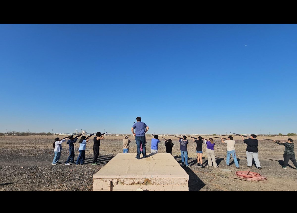CoachTaylor2023's tweet image. Congrats to Trapper Carlos Campos 
For shooting a perfect 25 out of 25 score for Shotgun Trap on the Eastlake shooting team. 

To explain how hard it is to do, he is only the 3rd student to do it in 4 years. 

#FlyingHigh ⁦@Fchavezeptimes⁩ ⁦@EHSFalconSports⁩