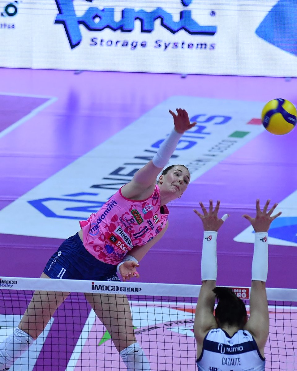 Prosecco Doc Imoco Volley (@imocovolley) on Twitter photo 2ยฐ set - ๐ณ๐ถ๐ป๐ฎ๐น๐ฒ ๐๐ฐ๐๐ฑ๐ฒ๐๐๐ผ - PlayOff Serie A1 LVF Tigotร - 22.04.2025
๐ฃ๐ฟ๐ผ๐๐ฒ๐ฐ๐ฐ๐ผ ๐๐ผ๐ฐ ๐๐บ๐ผ๐ฐ๐ผ ๐๐ผ๐ป๐ฒ๐ด๐น๐ถ๐ฎ๐ป๐ผ 2
Numia Vero Volley Milano 0
(25-22 | 25-20)
๐ฒ #ImocoMilano
#pazzidite #proseccodoc ๐๐
๐ธ: Gregolin 2ยฐ set - ๐ณ๐ถ๐ป๐ฎ๐น๐ฒ ๐๐ฐ๐๐ฑ๐ฒ๐๐๐ผ - PlayOff Serie A1 LVF Tigotร - 22.04.2025
๐ฃ๐ฟ๐ผ๐๐ฒ๐ฐ๐ฐ๐ผ ๐๐ผ๐ฐ ๐๐บ๐ผ๐ฐ๐ผ ๐๐ผ๐ป๐ฒ๐ด๐น๐ถ๐ฎ๐ป๐ผ 2
Numia Vero Volley Milano 0
(25-22 | 25-20)
๐ฒ #ImocoMilano
#pazzidite #proseccodoc ๐๐
๐ธ: Gregolin