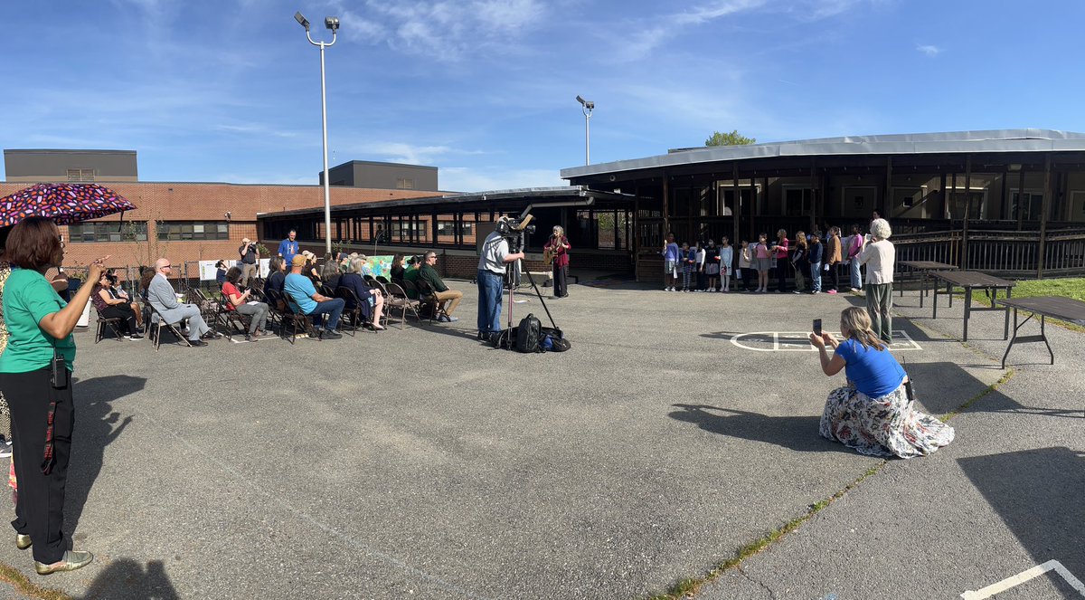 Rita Montoya tweet media