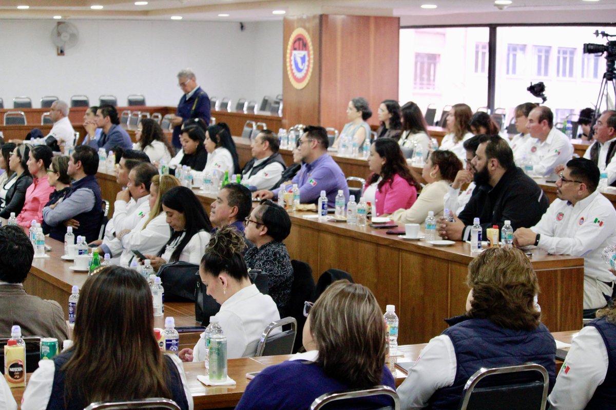 En el marco del Día Internacional del Trabajo, la <a href="/CTM_MX/">CTM Nacional</a> fue sede del evento “Alianza por las Trabajadoras de México”, un espacio que reunió a trabajadores, empresa y organismos internacionales en la histórica sala Vicente Lombardo Toledano.