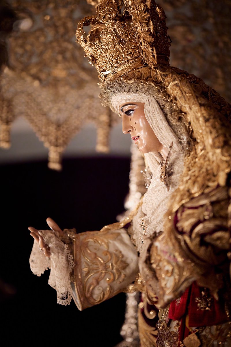 fransantiph's tweet photo. La Esperanza de Triana. https://t.co/JprvoSr6Hq