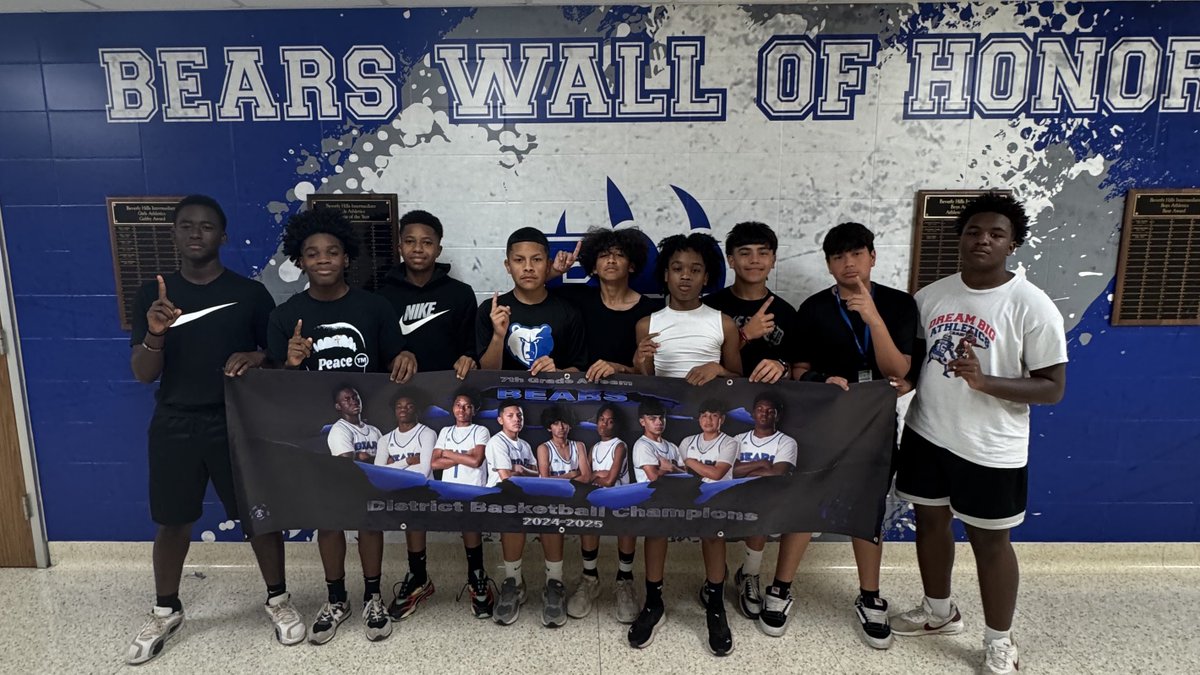BHIAthletics's tweet photo. The banner has arrived for 7A #BHIBasketball! You’re 2024-25 District Champs! #BHIBears #BHIAthletics https://t.co/1Owbe7Z7PZ