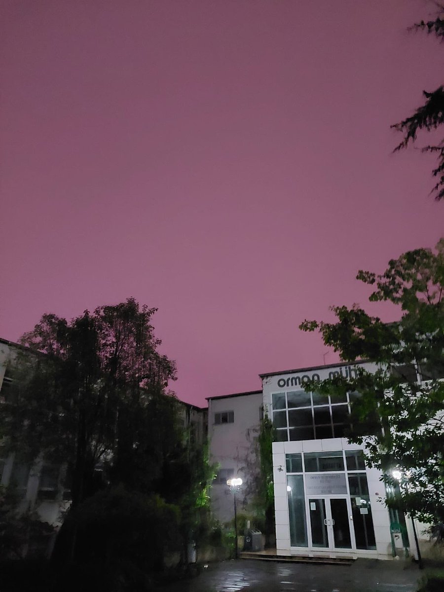 KTÜ’de 23 Nisan özel pamuk şeker gökyüzü temasıııı