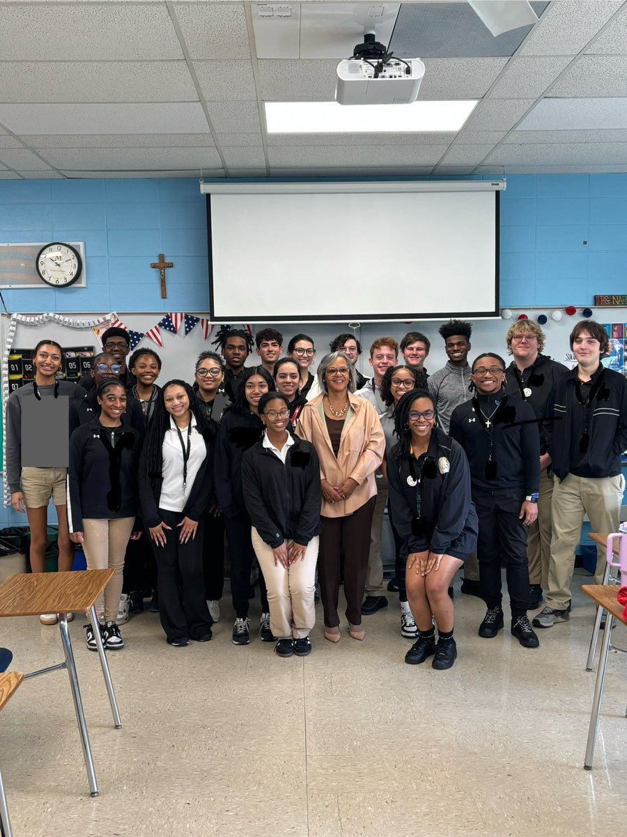 𝕄𝕤. 𝕃𝕒𝕞𝕓𝕠 tweet media