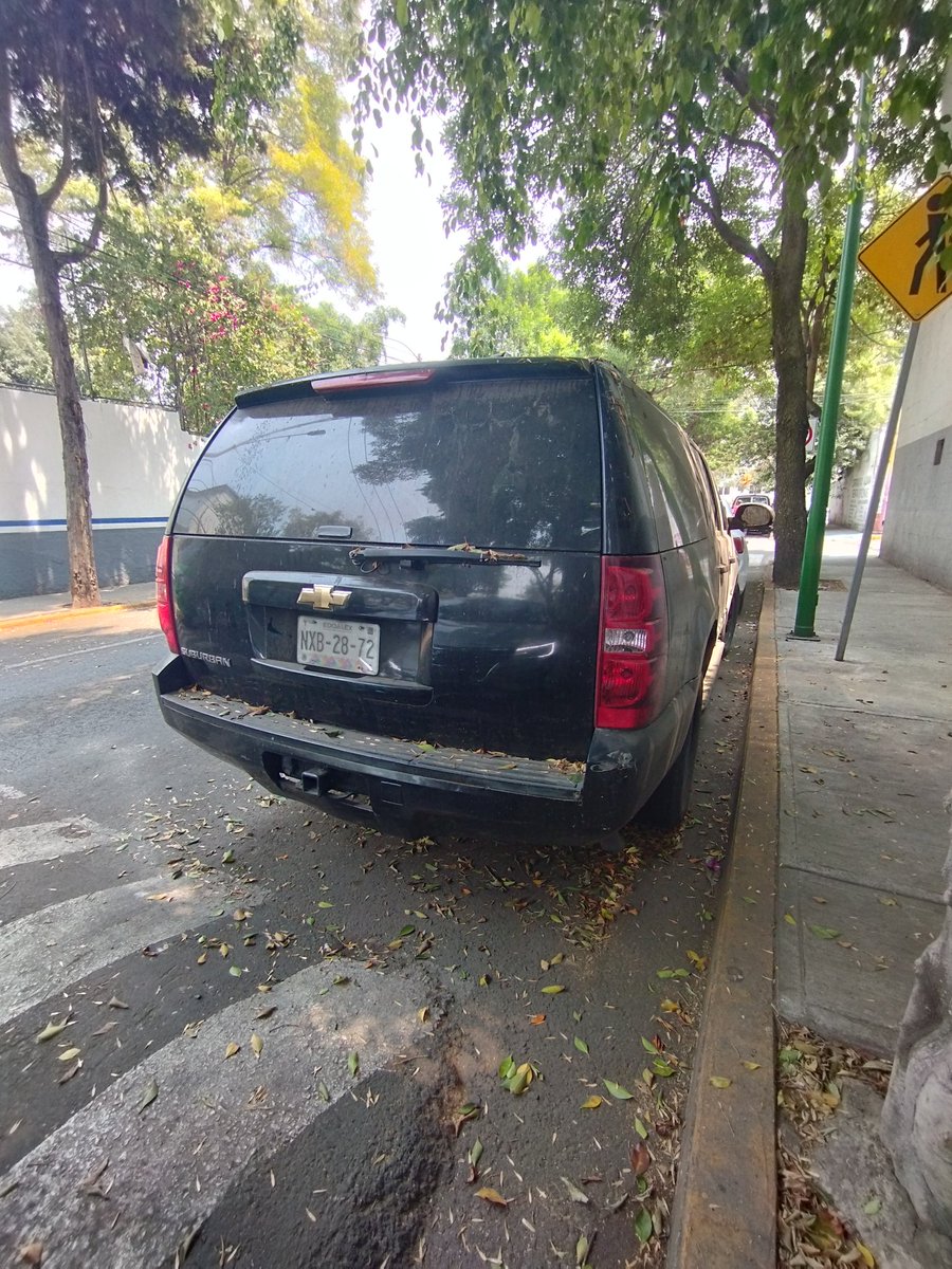 Vehículo en estado de abandono por más de 2 semanas. 
Av Ceylan
 entre av Cuitláhuac y calle Aldana. 
Ampliación cosmopolita 
#ZV5
<a href="/C5_CDMX/">C5 CDMX</a> <a href="/OVIALCDMX/">OVIAL_SSCCDMX</a> <a href="/PabloVazC/">Pablo Vázquez Camacho</a> <a href="/UCS_GCDMX/">Unidad de Contacto del Secretario SSC CDMX</a> <a href="/SSC_CDMX/">SSC CDMX</a>