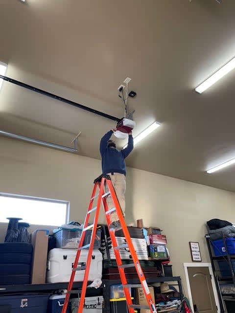 Proliftidaho's tweet image. Elevate your home&apos;s worth effortlessly with a stunning garage door upgrade! 🏡 
It’s clear that a new garage door can completely transform your home’s facade. 

#ProLiftDoors #HomeImprovement #GarageDoorUpgrade #HomeValue #CurbAppealBoost #ExteriorMakeover

RCE-64758