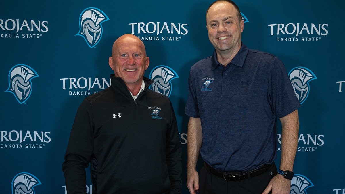 Dakota State University Athletics (@dsu_trojans) on Twitter photo M🏀: <a href="/DakotaState/">Dakota State University</a> names Kevin Williamson as new @DakotaStateMBB head men's basketball coach
📰 tinyurl.com/2jb3rd38
📹 Press Conference: youtube.com/watch?v=Dqg_KZ…
#TrojanNation⚔️ M🏀: <a href="/DakotaState/">Dakota State University</a> names Kevin Williamson as new @DakotaStateMBB head men's basketball coach
📰 tinyurl.com/2jb3rd38
📹 Press Conference: youtube.com/watch?v=Dqg_KZ…
#TrojanNation⚔️
