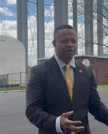 Long Island News: Elmont Water Tower Repairs Near Completion lilifepolitics.com/news/long-isla…