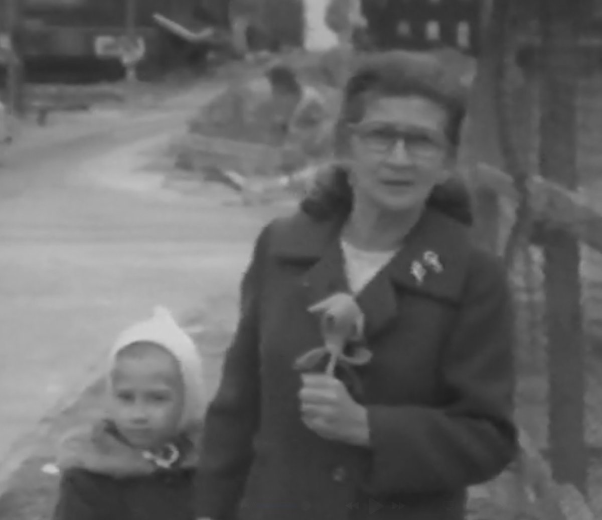 Thurs! Free virtual screening: "Women of Northside Fight Back," with Christine Noschese and Tanya Goldman. When an expanding paper box company threatened to destroy homes in Brooklyn, residents discovered that you CAN fight city hall. Register: loom.ly/ww4BjGY