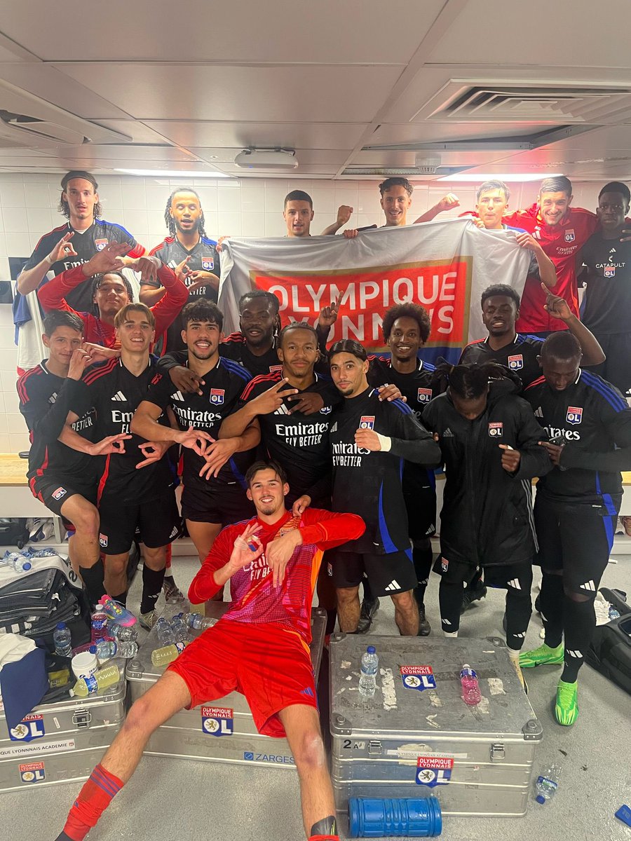 🔥 DIRECTION LA FINALE ! 🤩

Les Gones frappent fort et s’imposent face à <a href="/FulhamFC/">Fulham Football Club</a> (2-0) !

Cap sur la finale de la PLIC — quelle équipe ! 🔴🔵

Bravo les gars ! 🔥