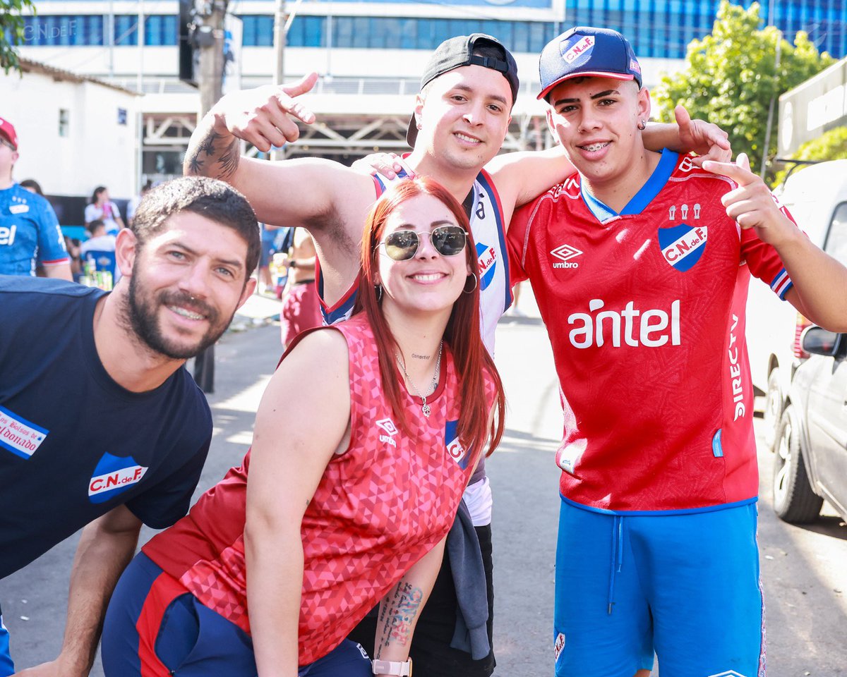 Nacional's tweet photo. En donde sea, SIEMPRE NACIONAL 🔵⚪️🔴 https://t.co/IYW3lLmbYH