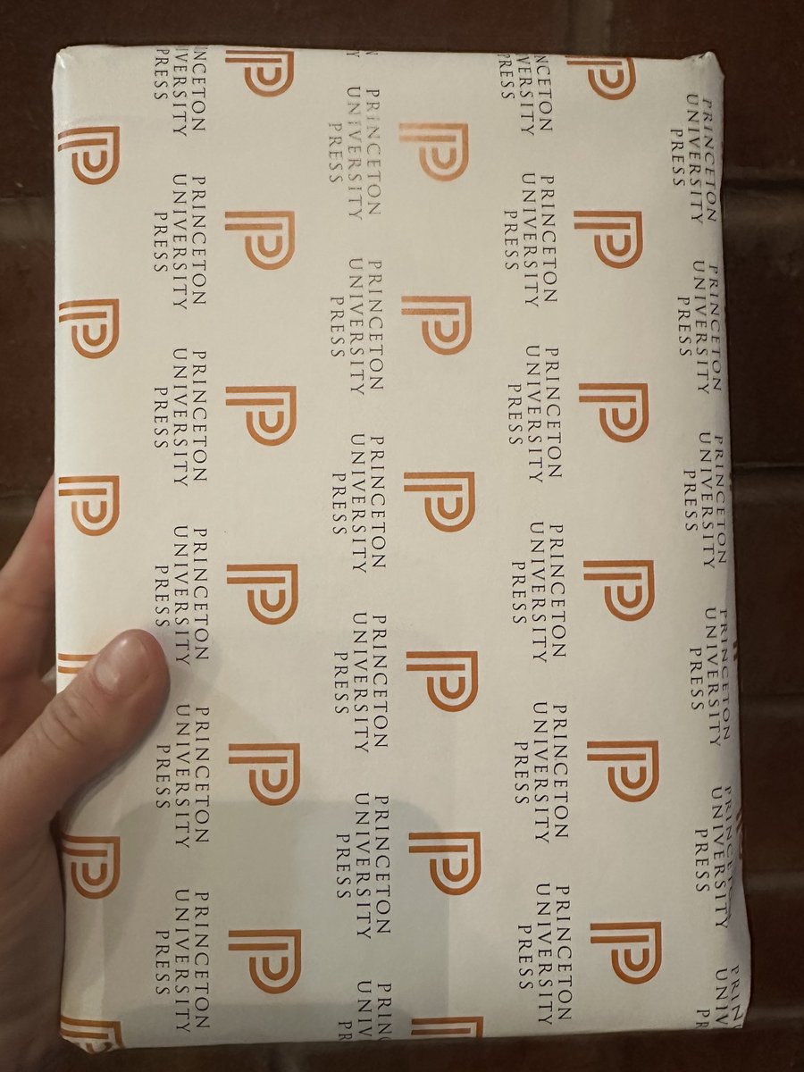 First physical copy! So gorgeous!! They even wrapped it for me. ❤️

Preorder here: a.co/d/ia2R0k4