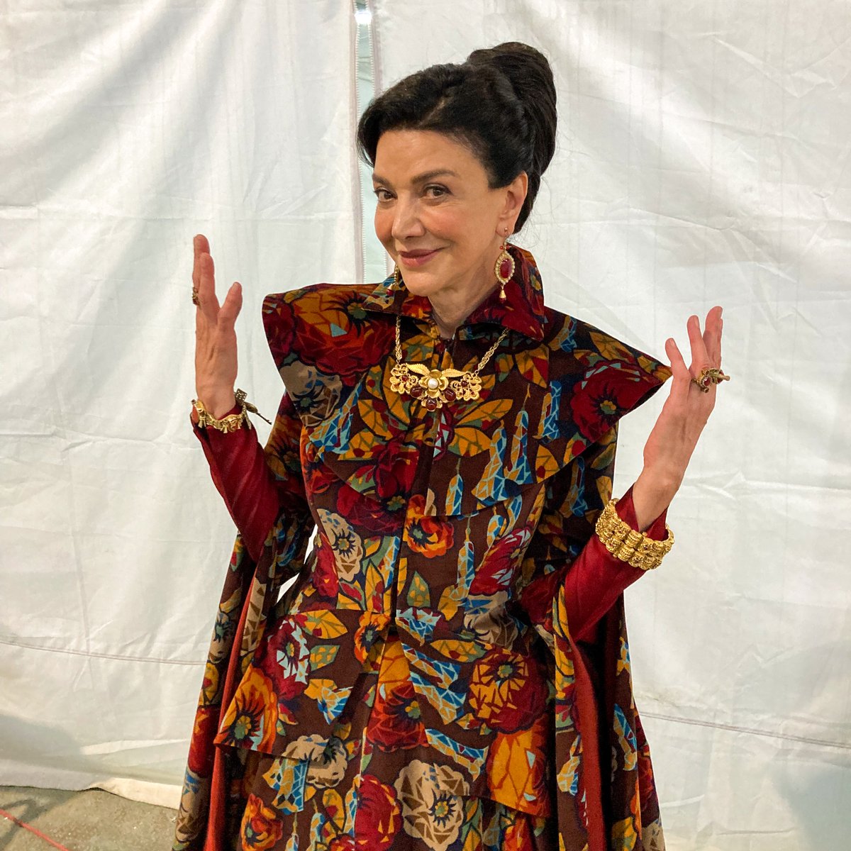 Shohreh Aghdashloo (@saghdashloo) on Twitter photo As Elaida in <a href="/TheWheelOfTime/">THE WHEEL OF TIME</a>, I stand on the shoulders of giants.
Sharon Gilham’s costume team weaves Aes Sedai majesty. Davina Lamont’s makeup artists and Pilar’s hair maestros sculpt every glance. Sets, VFX, props, stunts, sound—each unsung hero crafts this epic. My heart bows As Elaida in <a href="/TheWheelOfTime/">THE WHEEL OF TIME</a>, I stand on the shoulders of giants.
Sharon Gilham’s costume team weaves Aes Sedai majesty. Davina Lamont’s makeup artists and Pilar’s hair maestros sculpt every glance. Sets, VFX, props, stunts, sound—each unsung hero crafts this epic. My heart bows