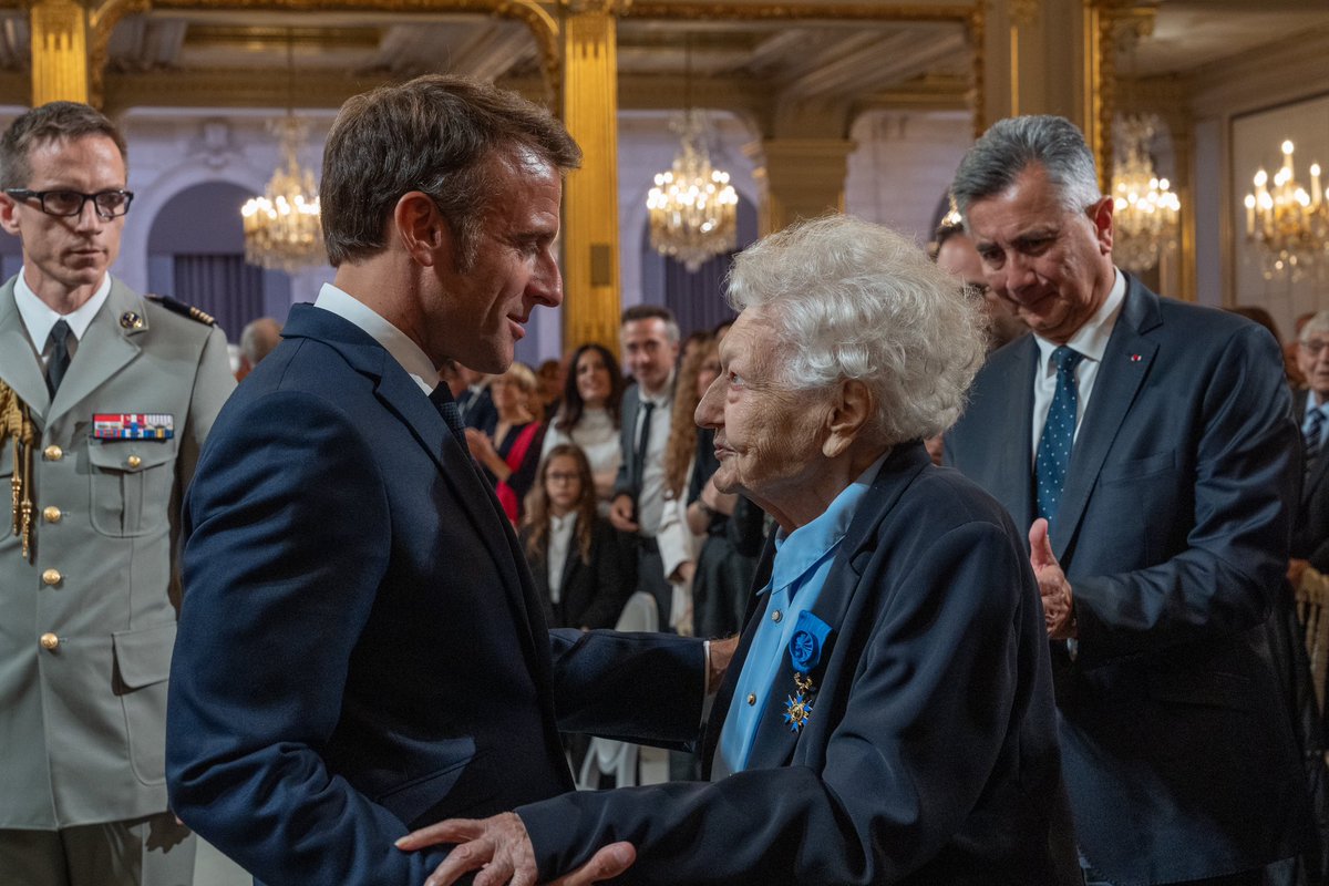 À 103 ans s’est éteinte Odile de Vasselot, figure de la Résistance et passeuse d’espérance. Héroïne de l’ombre, elle a sauvé des vies, porté la France libre, puis enseigné avec la même ferveur. Sa vie est une leçon. Sa mémoire, un devoir. Merci, Odile.