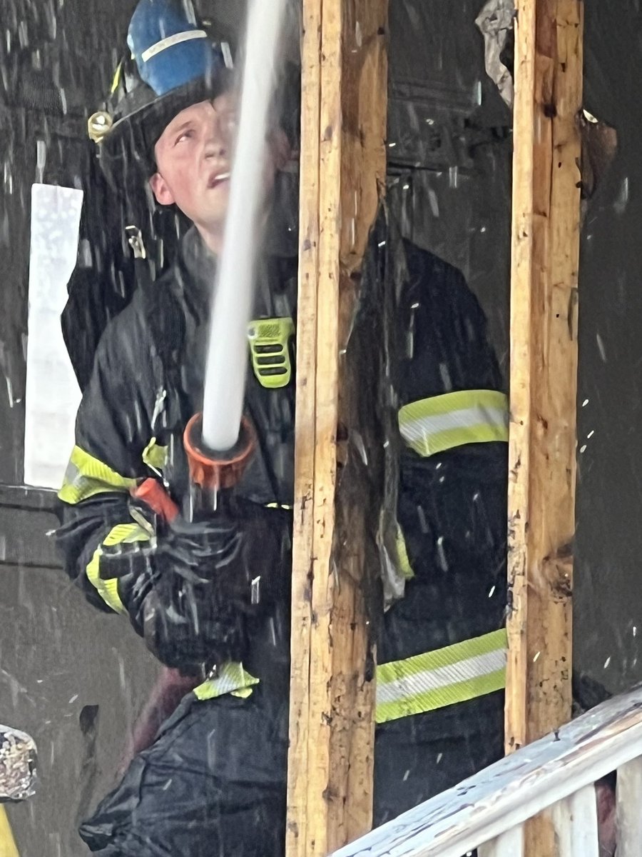 ClevelandFire (@clevelandfire) on Twitter photo #CLEFIREONSCENE occupied house fire Parkview off MLK in B5. Electrical fire in basement, spread to 1st, 2nd floors. 1 adult female and 4 kids displaced, being assisted by <a href="/RedCrossNOH/">Red Cross- Northern Ohio Region</a>. 1 Firefighter sustained minor injury, transported by <a href="/ClevelandEMS/">Cleveland_EMS</a> Medic 1 to <a href="/metrohealthCLE/">MetroHealth</a>. #CLEFIREONSCENE occupied house fire Parkview off MLK in B5. Electrical fire in basement, spread to 1st, 2nd floors. 1 adult female and 4 kids displaced, being assisted by <a href="/RedCrossNOH/">Red Cross- Northern Ohio Region</a>. 1 Firefighter sustained minor injury, transported by <a href="/ClevelandEMS/">Cleveland_EMS</a> Medic 1 to <a href="/metrohealthCLE/">MetroHealth</a>.