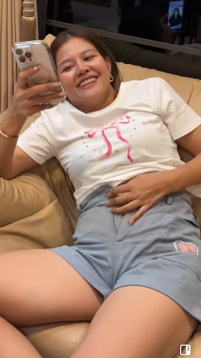 phskrkhngphech2's tweet photo. อีเเจ๋ม หีใหญ่จังเรยนะน่าถอดกางเกงออก เเล้วเอาลิ้นละเลงลงบีหีใหญ่ๆของมันให้น้ำเเตกคาปาก💦 จากนั้นก็เอาควยค่อยๆเเหย่เข้าไปในรูหีมันกระเเทกเเรงๆ ให้เเตกในจนน้ำควยเต็มรูหีมั��เลย 💦 #เสียวจนน้ําแตกเลย https://t.co/HRTVc6Pnyt
