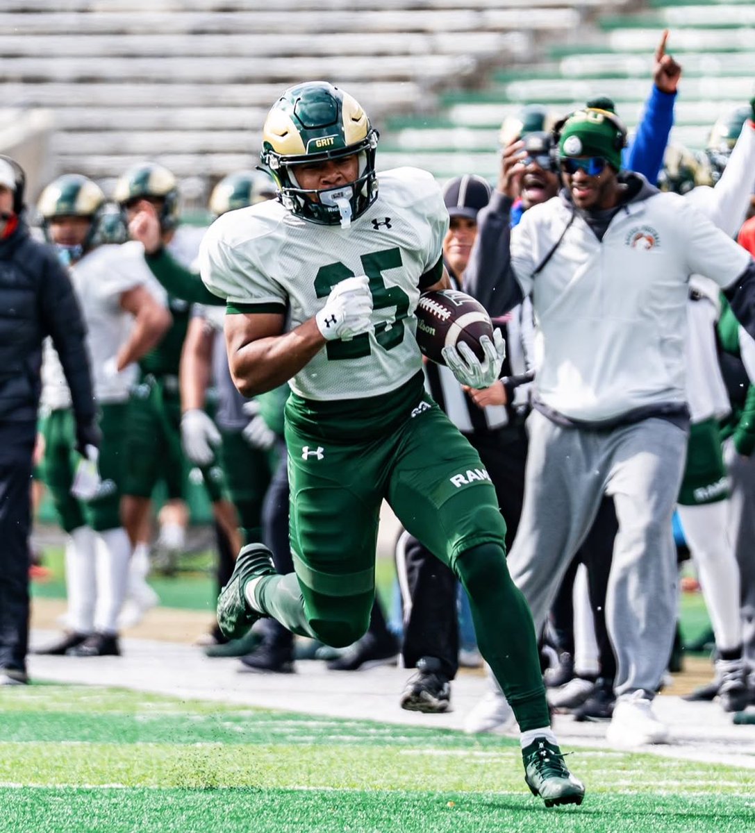 <a href="/Nightrydas7v7/">Nightrydas</a> alumni in spring ball💪🏾
