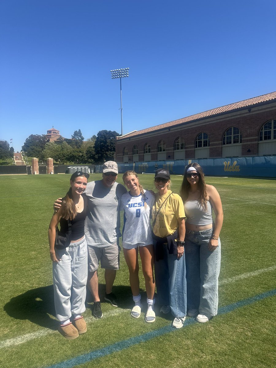 Had an amazing weekend watching my two incredible older sisters ball out. My oldest sisters <a href="/WTAMUSoftball/">Lady Buff Softball</a> senior day was on Friday and straight to LA the next day to watch my second oldest play for UCSB and beat UCLA! So proud of all their hardwork❤️ <a href="/CoachSanders22/">Dwight Sanders</a> <a href="/coachyegge/">Yegge</a>