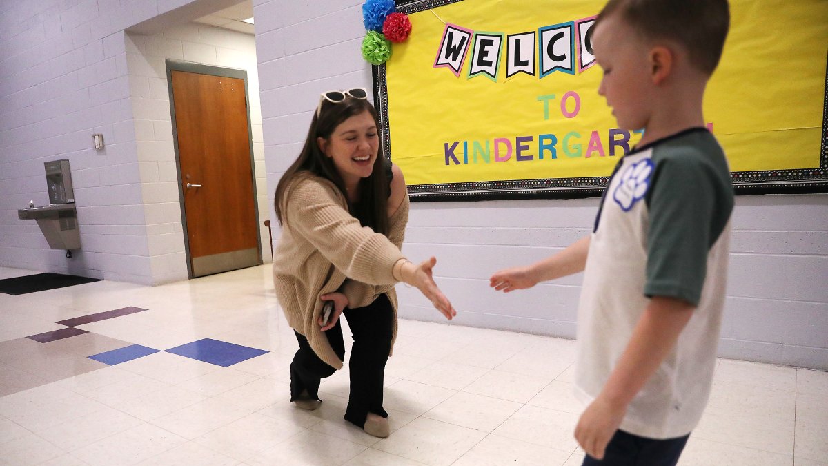 Kearney School District is hosting 2025 Kindergarten Orientations from 6 to 7 p.m. on Thursday, May 8 at Dogwood Elementary, Hawthorne Elementary, Kearney Elementary and Southview Elementary. LEARN MORE - ksdr1.net/enrollment/kin…